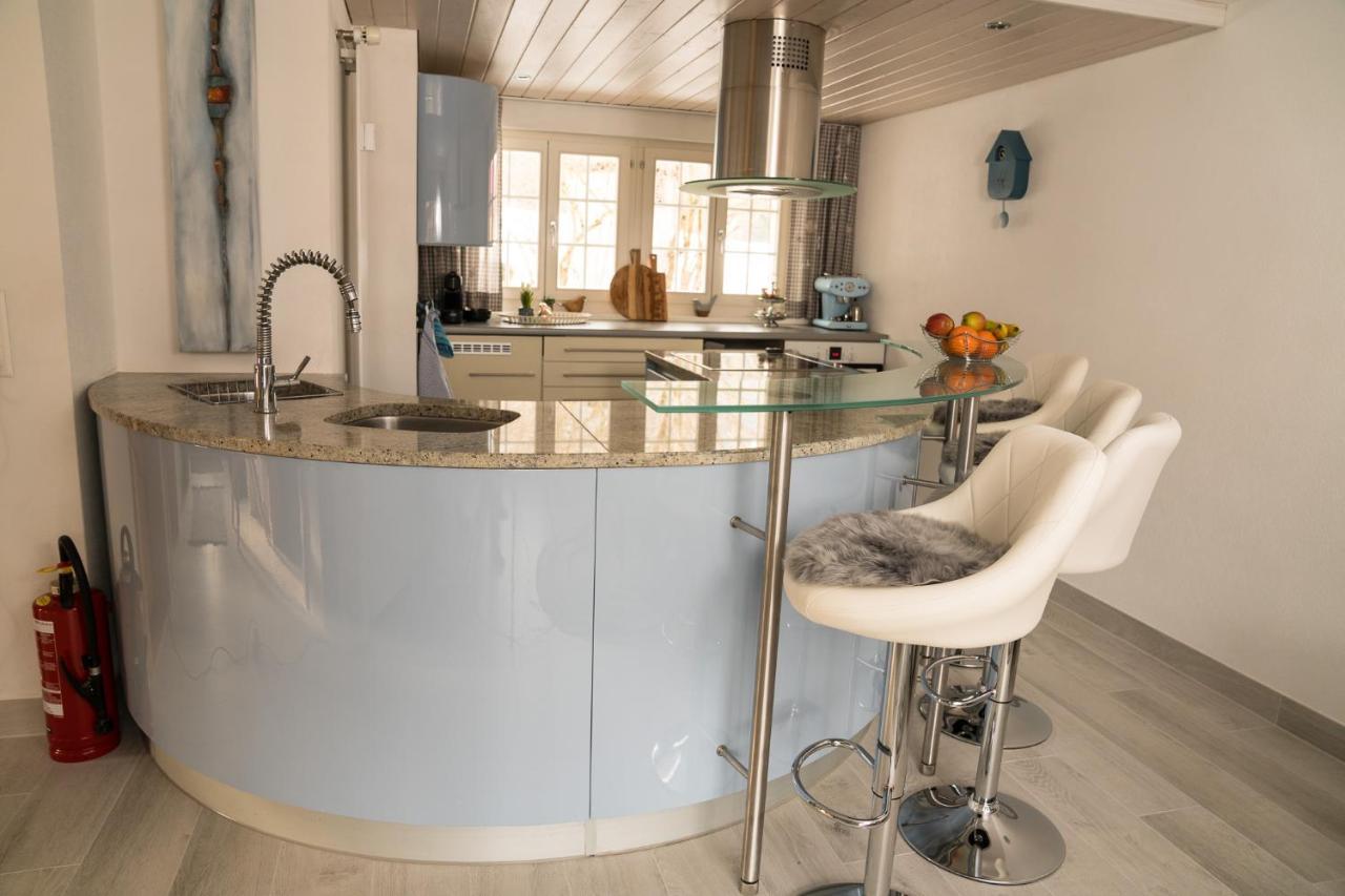 Chalet Spitzhorn - Your Peak Getaway - Private Terrasse & Gratis Parkplatz Gsteig Esterno foto