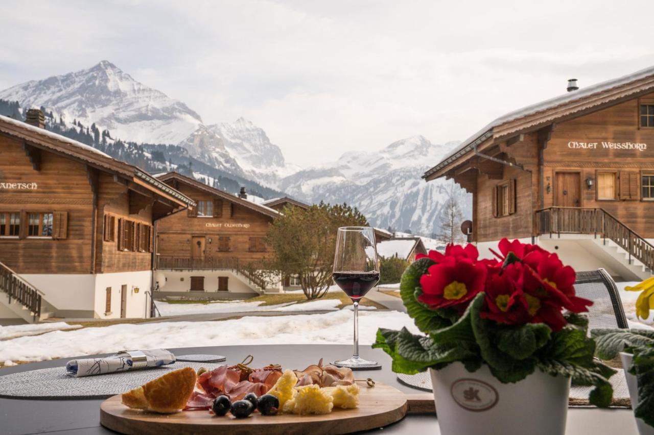 Chalet Spitzhorn - Your Peak Getaway - Private Terrasse & Gratis Parkplatz Gsteig Esterno foto