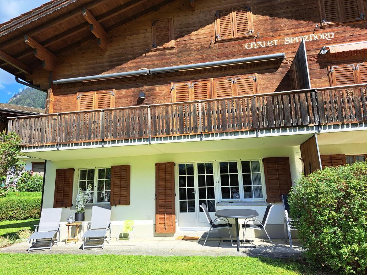 Chalet Spitzhorn - Your Peak Getaway - Private Terrasse & Gratis Parkplatz Gsteig Esterno foto
